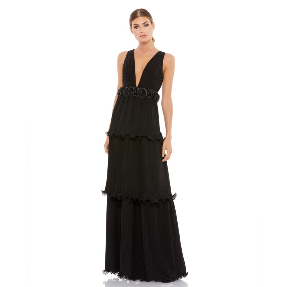 🏷️ Mac Duggal Rosette Ruffle Layered Rossette Maxi Gown | Size 8